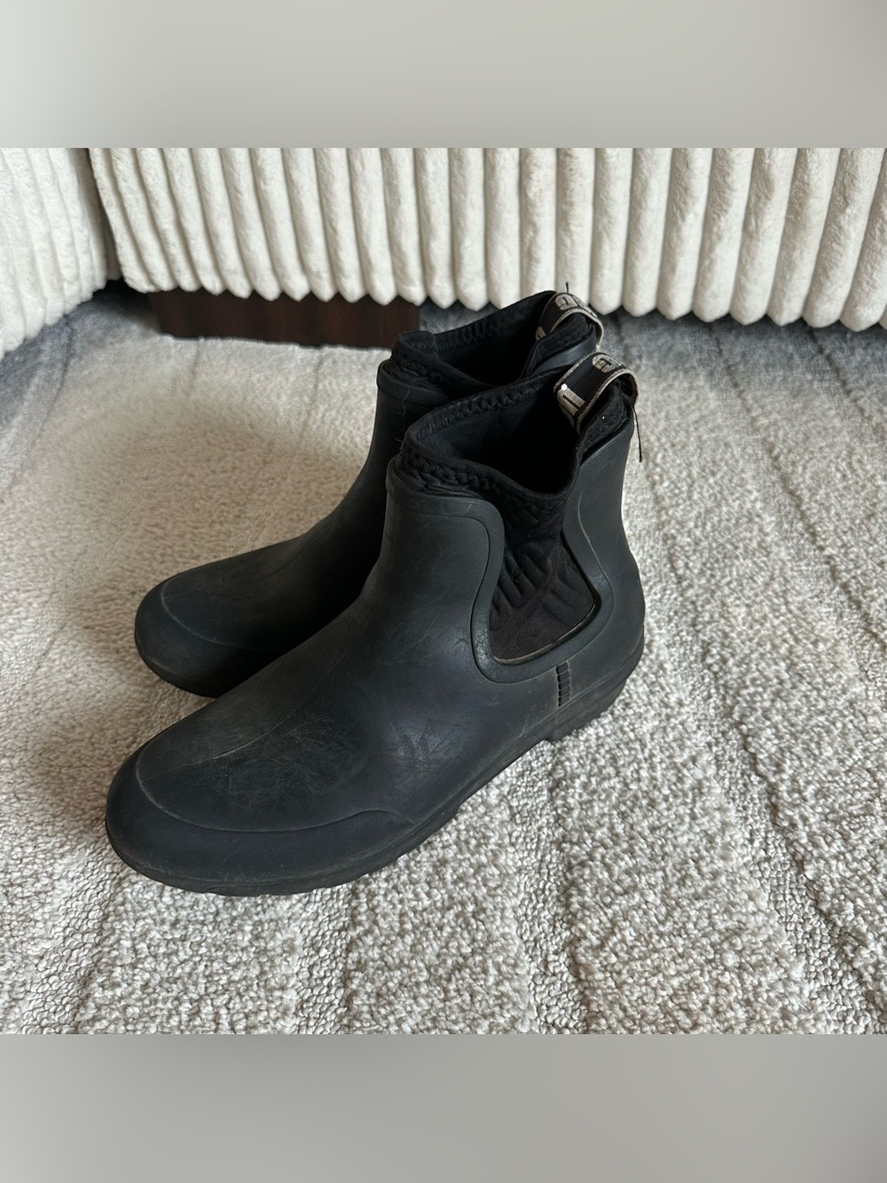 Ugg Women’s Chevonne Black Rain Boots